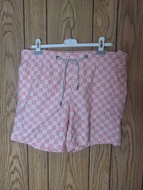 Islandhaze Pink and White Geometric Swim Trunks Size Medium